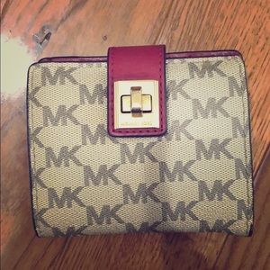 Micheal Kors Wallet